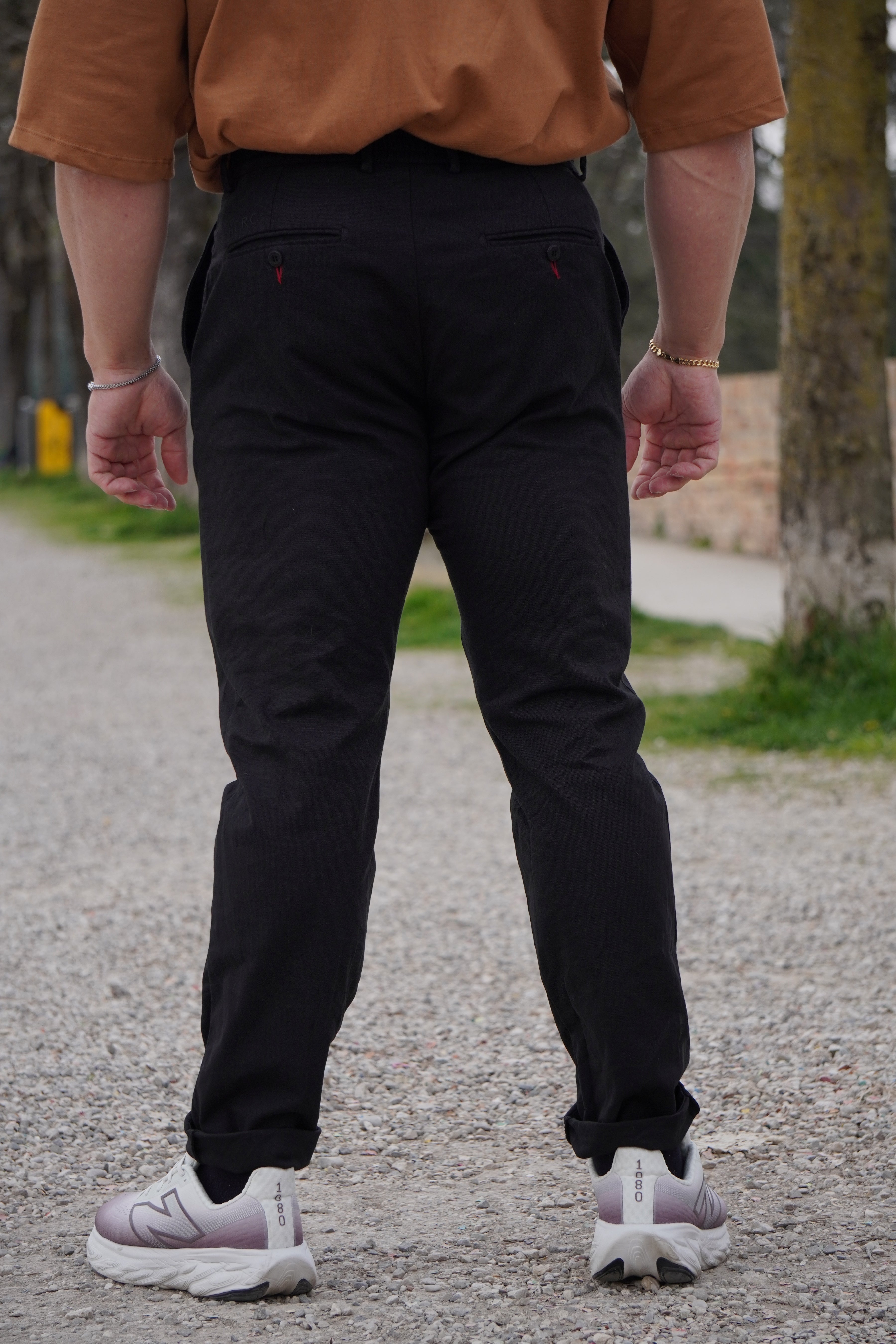 BLACK CHINO PANTS