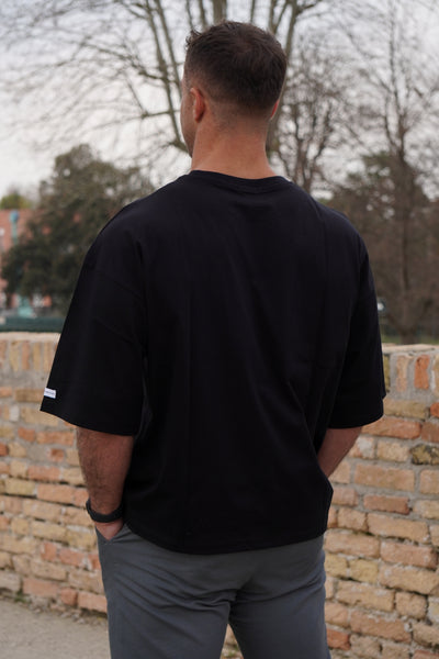 BLACK OVERSIZE LOGO T-SHIRT